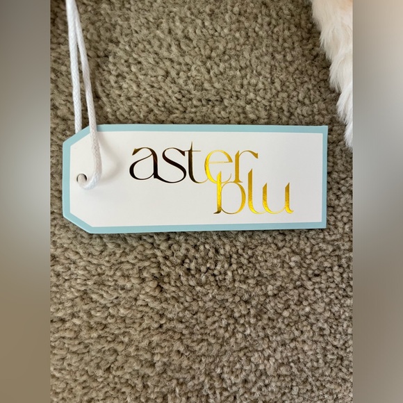 ASTER BLUE SOFT SWEATER 1X - Picture 5 of 7